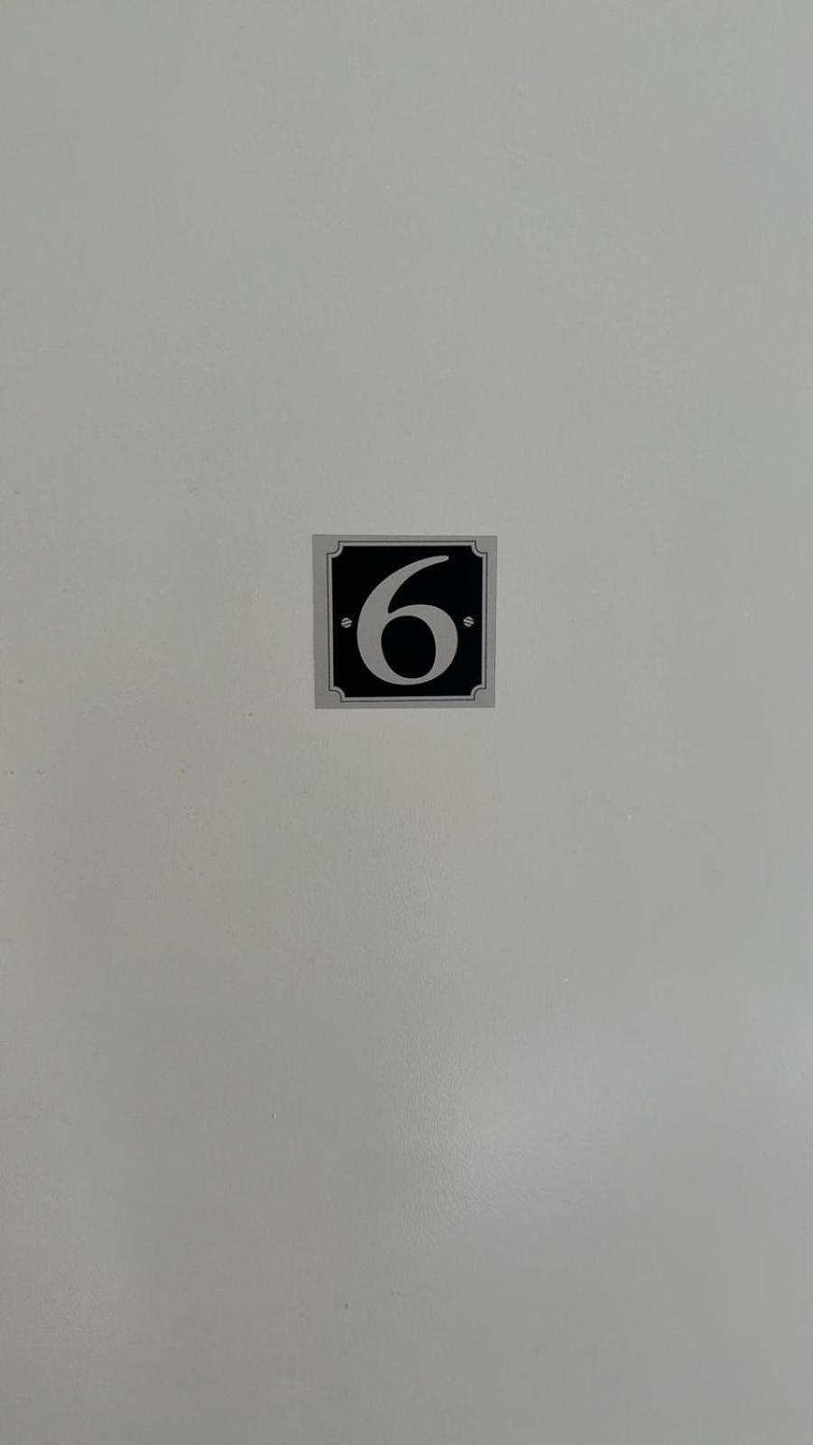 Eyre Square Lane Budget Rooms 戈尔韦 外观 照片